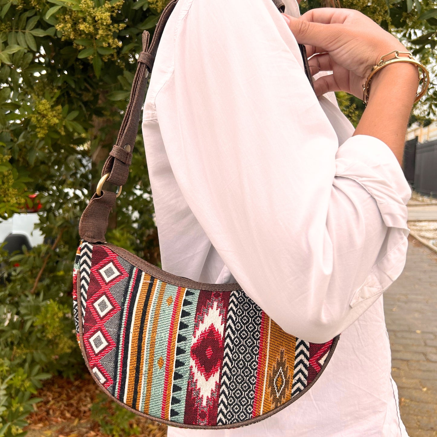 Jacquard Hobo Bag – Rich Browns (brauner Riemen)