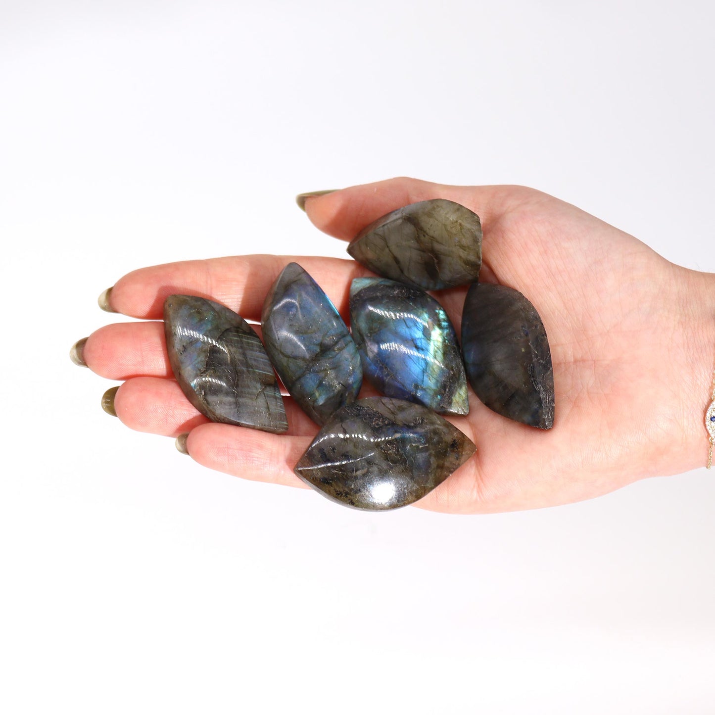 Blattstein aus Madagaskar-Labradorit (ca. 15–20 g, 45–55 mm)