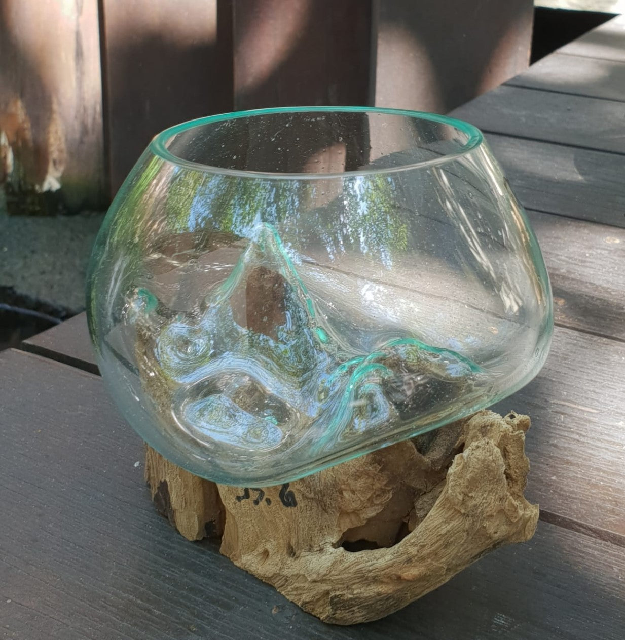 Geschmolzenes Glas auf Holz - Kleine Schale