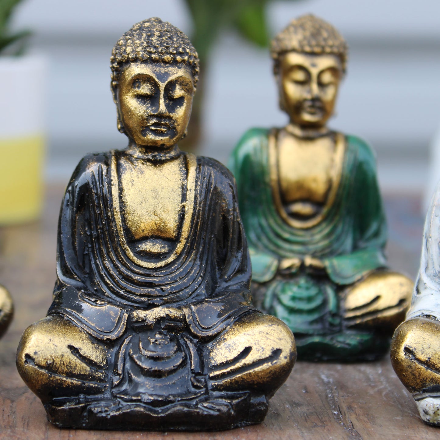 Goldener Mini-Buddha (verschiedene Farben)