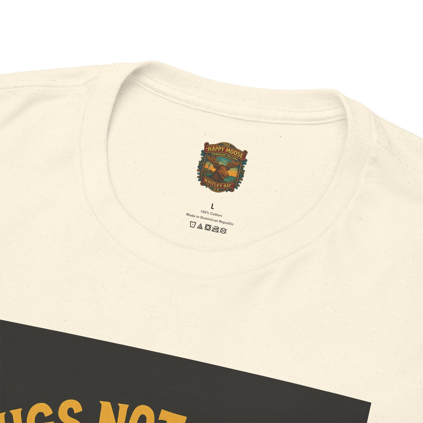 Pugs Not Drugs T-Shirt | Funny Pug Anti-Drug Design