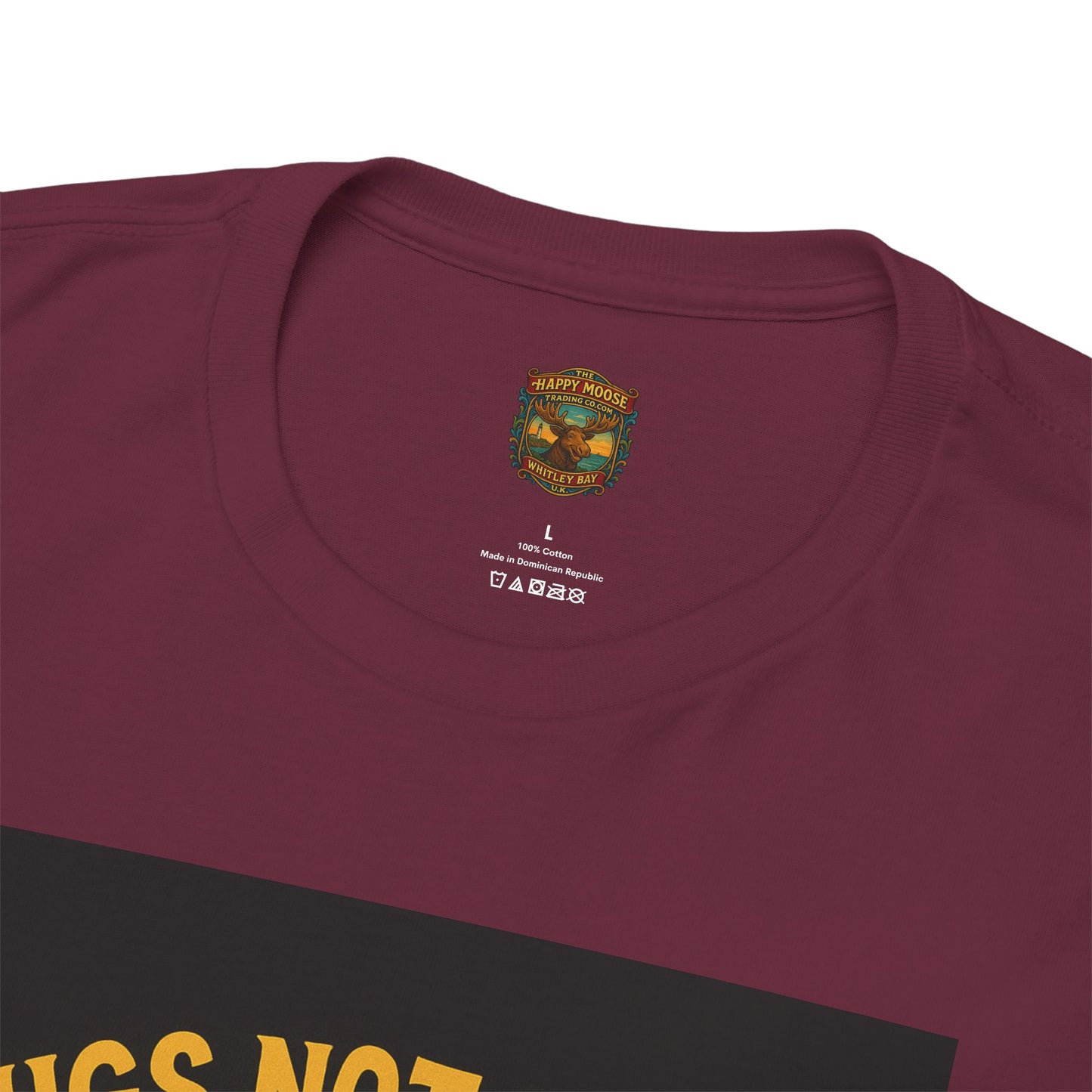 Pugs Not Drugs T-Shirt | Funny Pug Anti-Drug Design