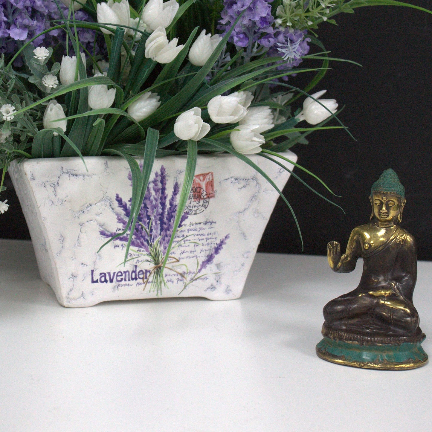 Mini-Buddha mit erhobener Hand