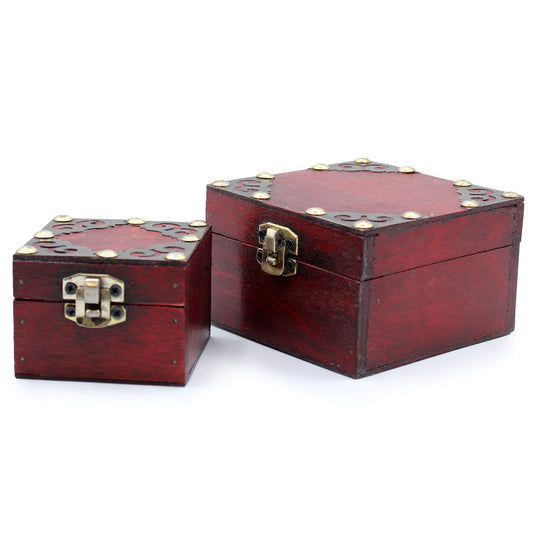Set of 2 Gothic Square Boxes.     10cm x 6cm x 10 cm / 7cm x 5.5cm x 7cm