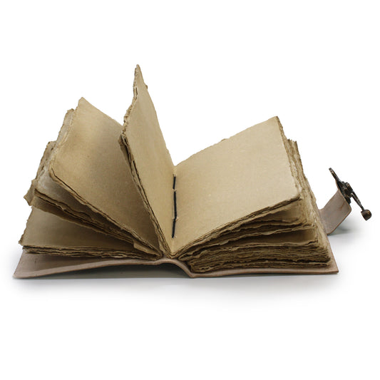 Leder-Notizbuch „Never Hide Your Wings“ mit Büttenrand (7x5 Zoll)