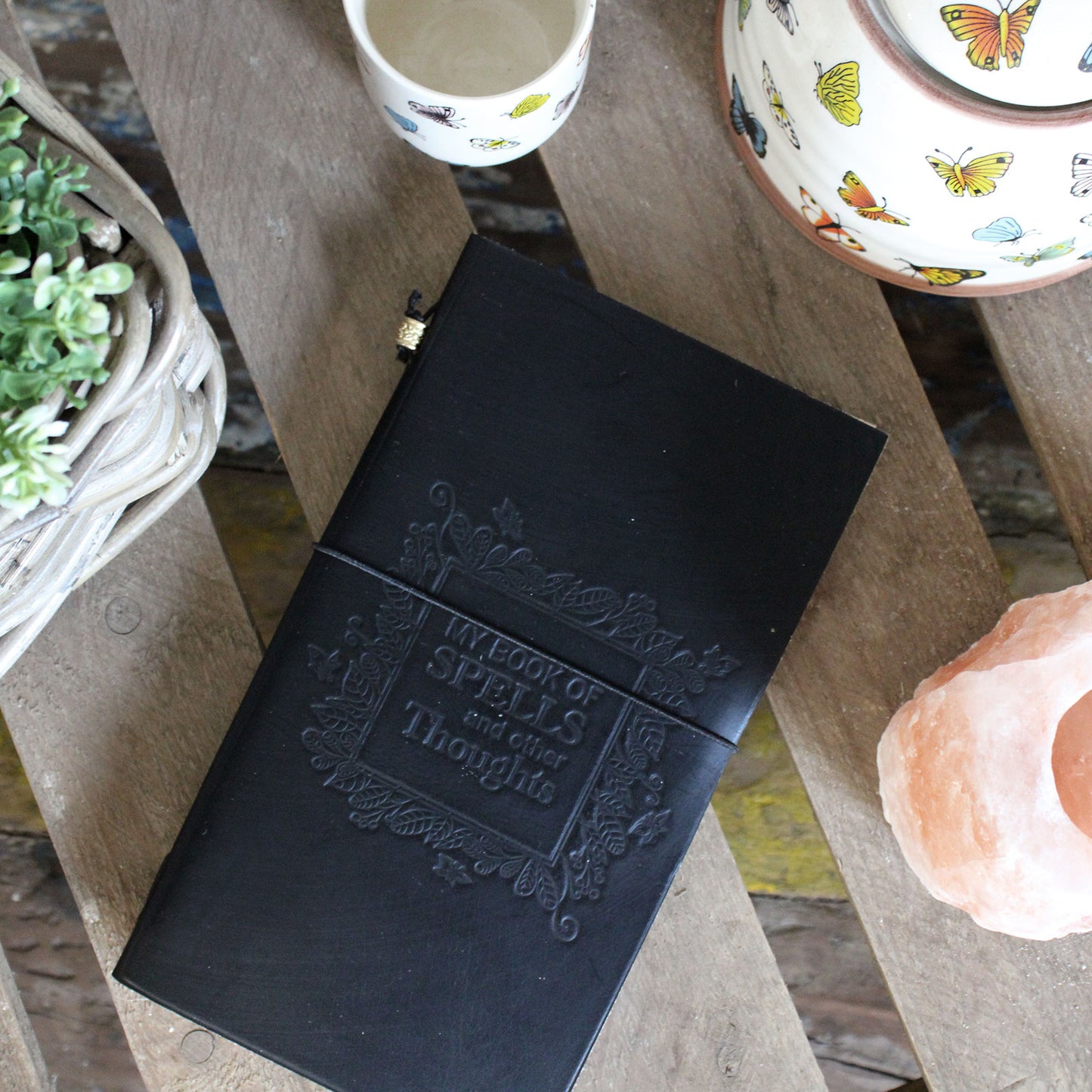 Handgefertigtes Lederjournal - Mein Buch der Zaubersprüche und anderer Gedanken - Schwarz