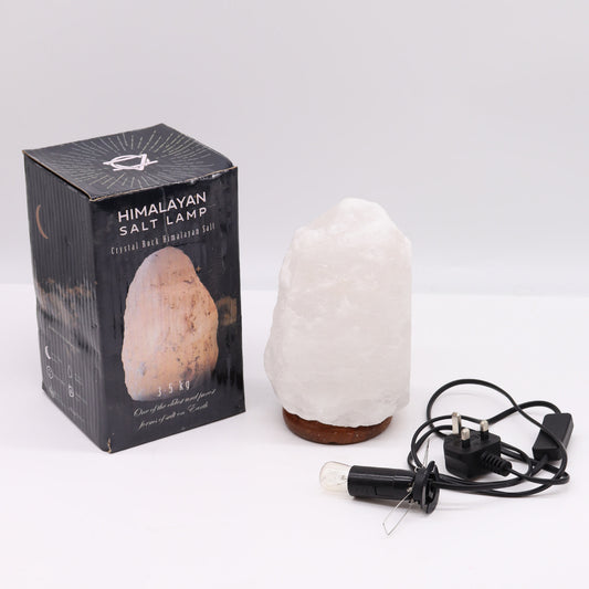 Himalaya-Salzlampe aus Kristallsteinen – mit Sockel, ca. 3–5 kg