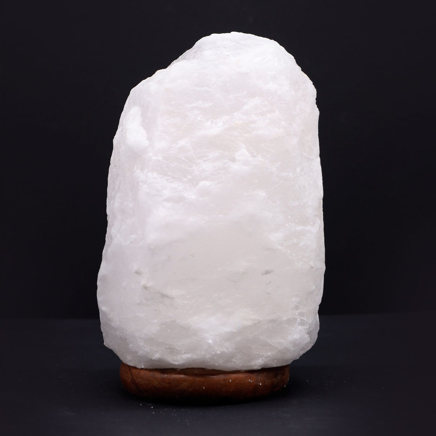 Himalaya-Salzlampe aus Kristallsteinen – mit Sockel, ca. 3–5 kg