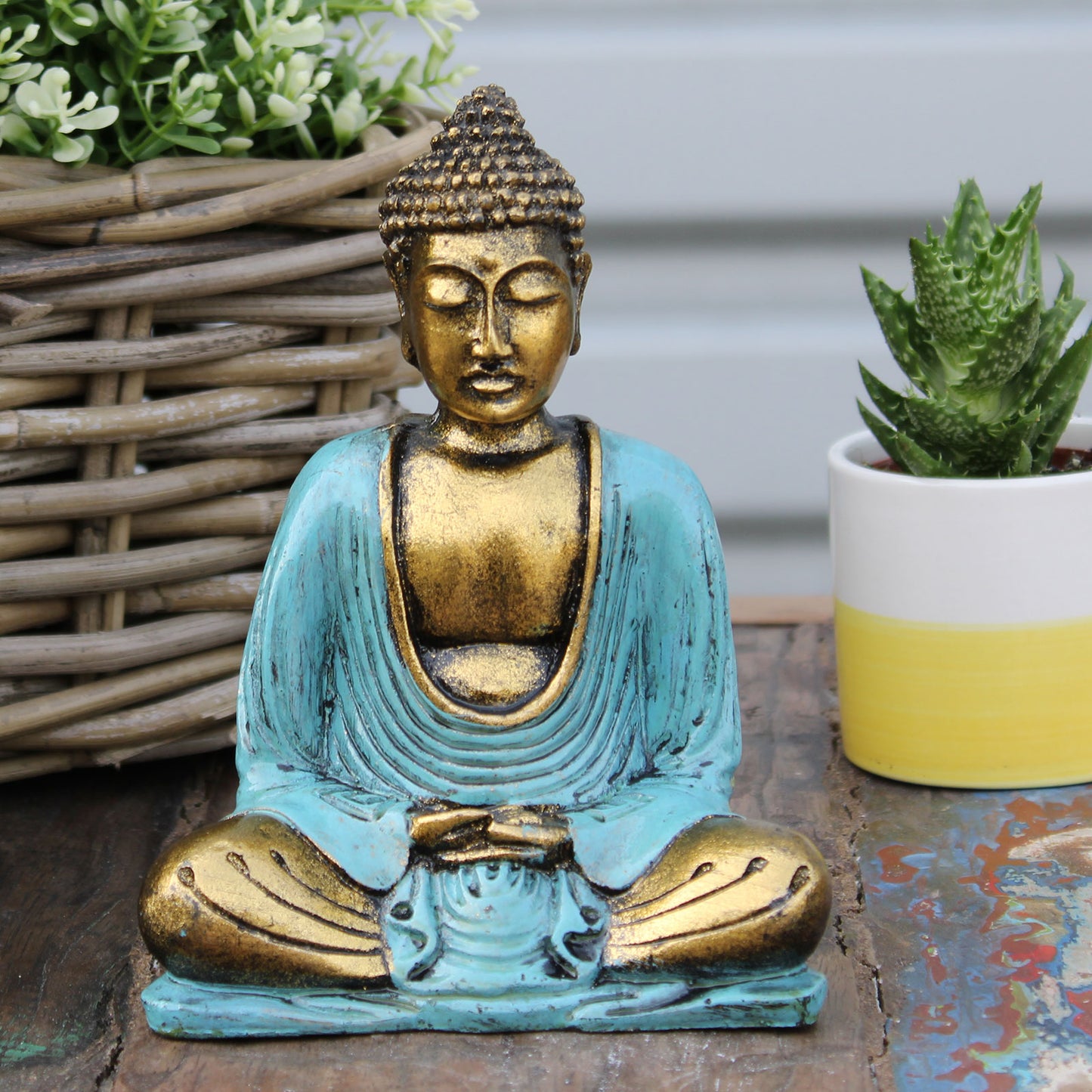 Blaugrüner und goldener Buddha – Mittelgroß